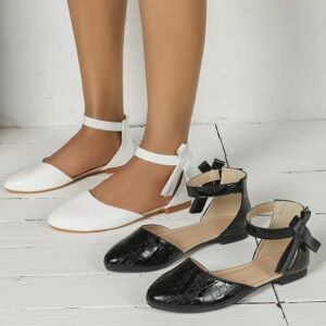 Women’s Flat Sandals