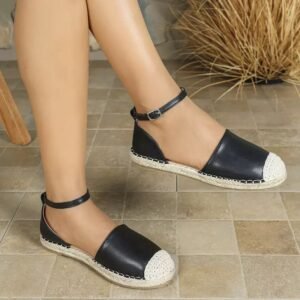 Women’s Flat Sandals