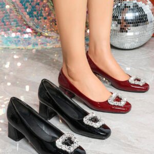 Women's block heel slip on pumps