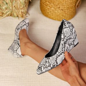 Women's slip on wedge heel pumps